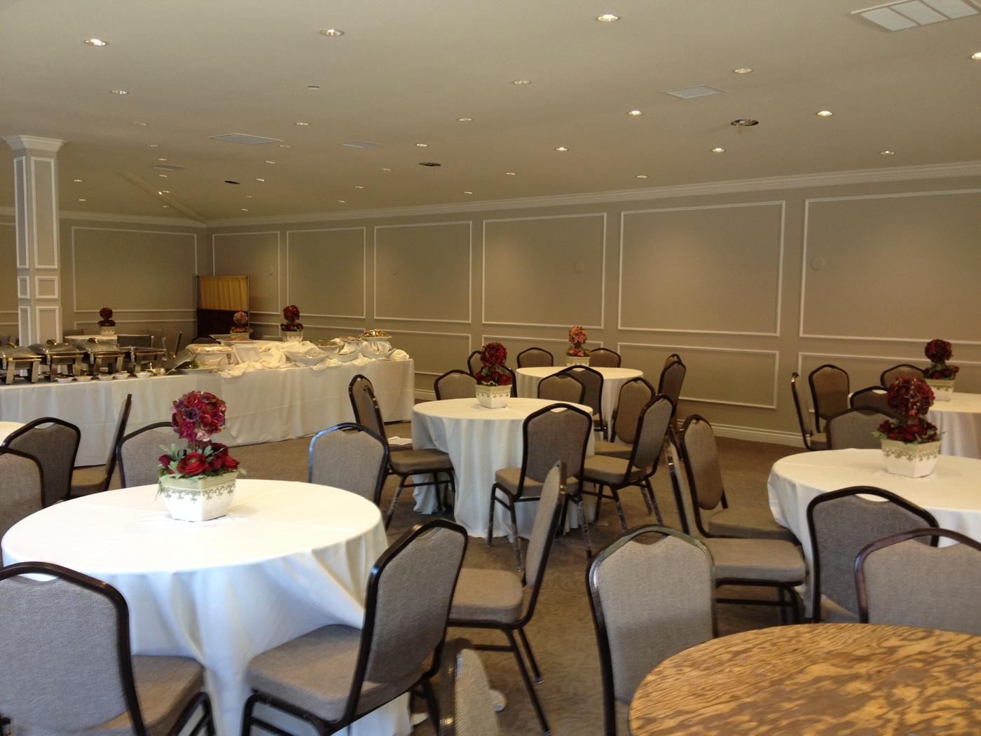 The simcha hall set for a banquet